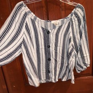 Navy/black and white rayon top